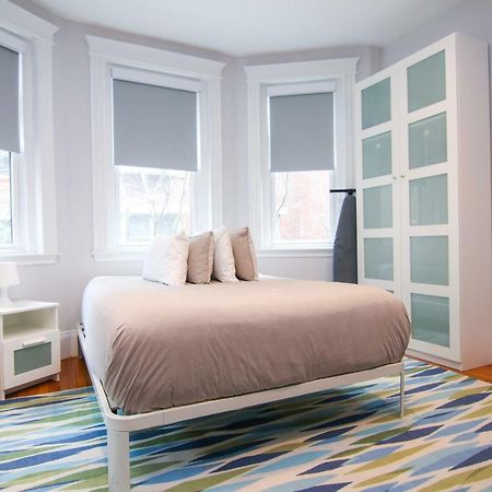 A Stylish Stay W/ A Queen Bed, Heated Floors.. #34 Brookline Ngoại thất bức ảnh