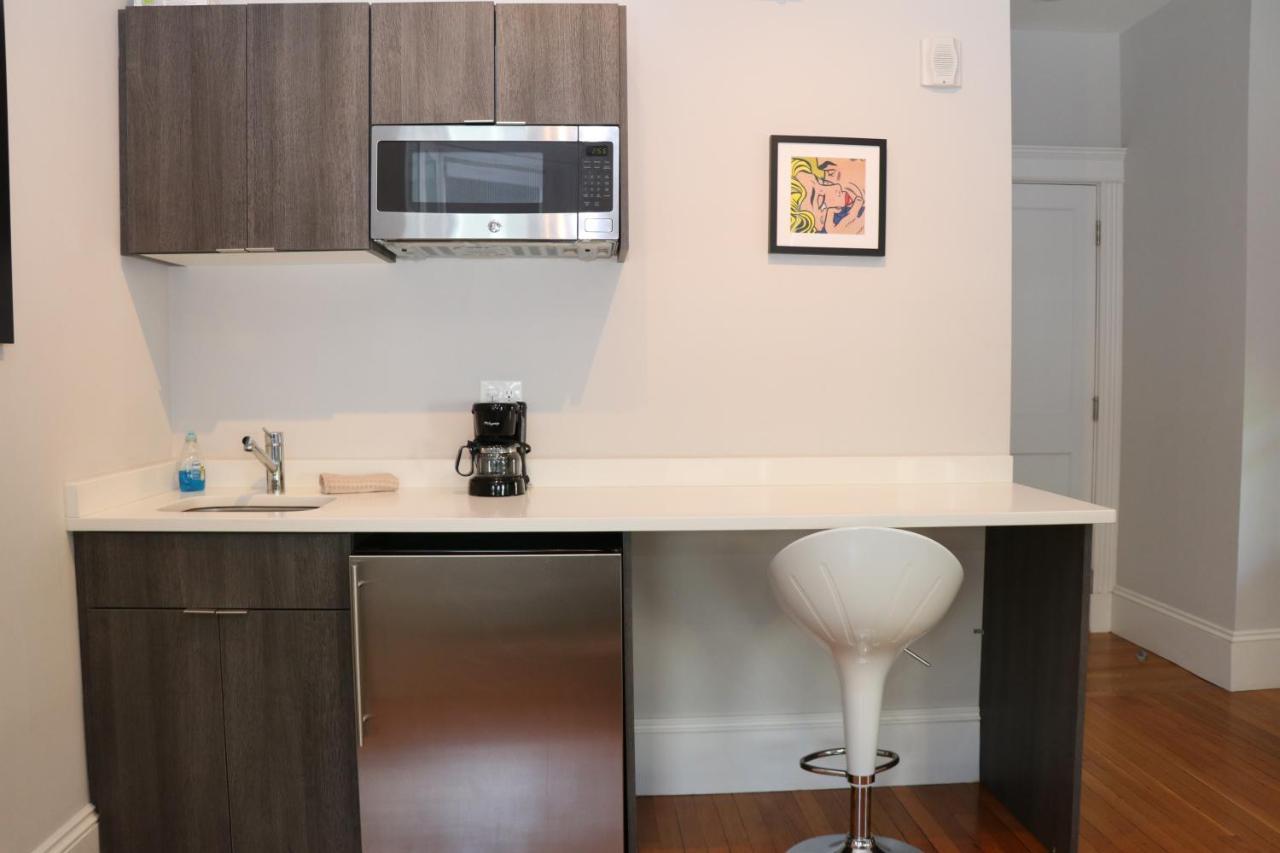 A Stylish Stay W/ A Queen Bed, Heated Floors.. #34 Brookline Ngoại thất bức ảnh