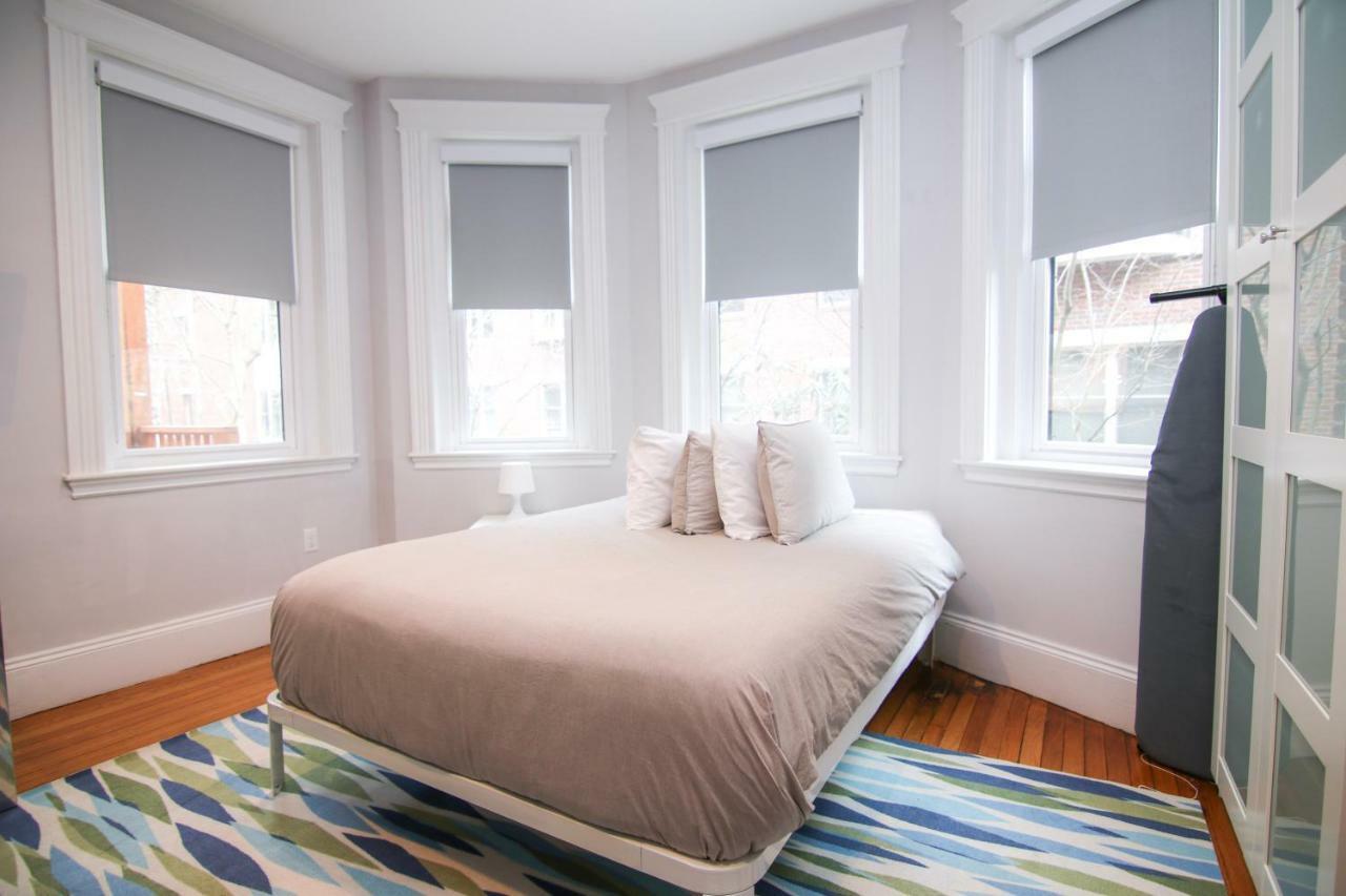 A Stylish Stay W/ A Queen Bed, Heated Floors.. #34 Brookline Ngoại thất bức ảnh