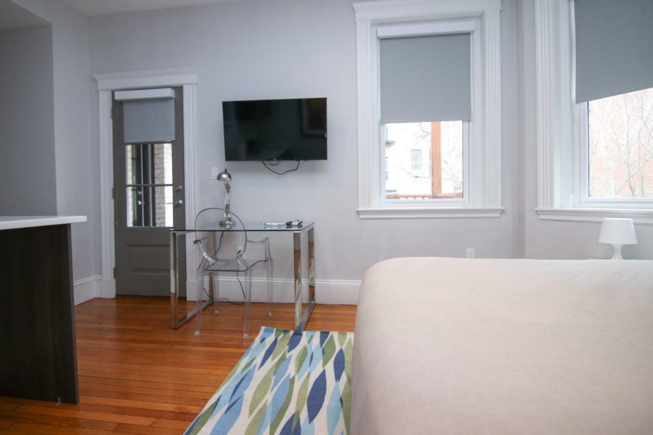 A Stylish Stay W/ A Queen Bed, Heated Floors.. #34 Brookline Ngoại thất bức ảnh